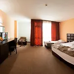 Zdravets 4*