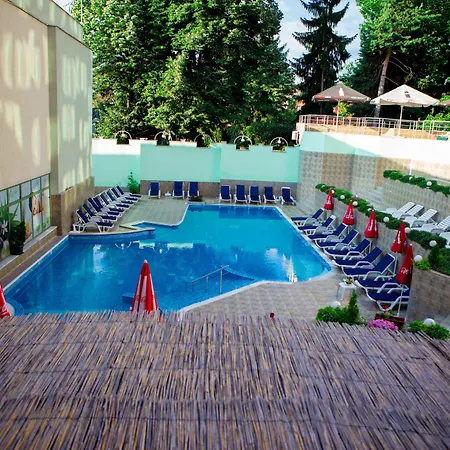 Zdravets 4*
