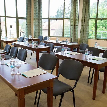 Хотел здравец